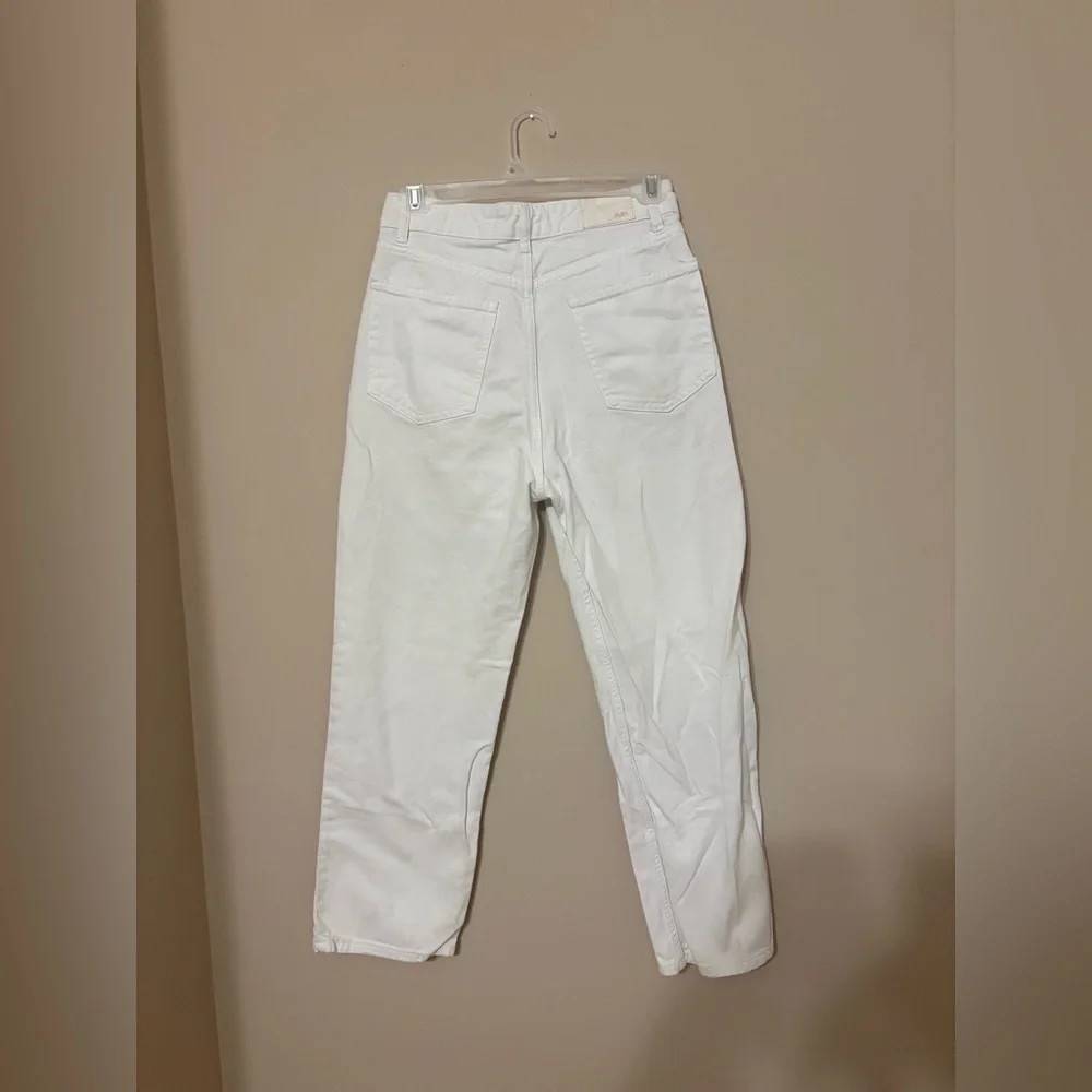 Zara Women's White Distressed High Waist Mom Jeans Size 24